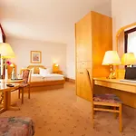 Hotel Kastanienhof 3*