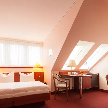 Hotell Kastanienhof 3*