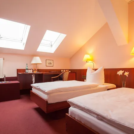Hotell Kastanienhof 3*
