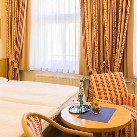 Kastanienhof Hotel 3*