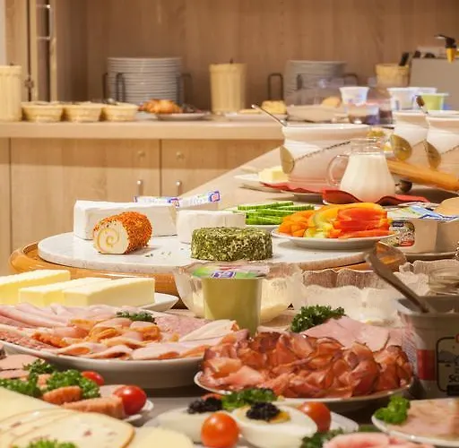 Hotel Kastanienhof 3*