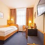 Kastanienhof 3* Berlin